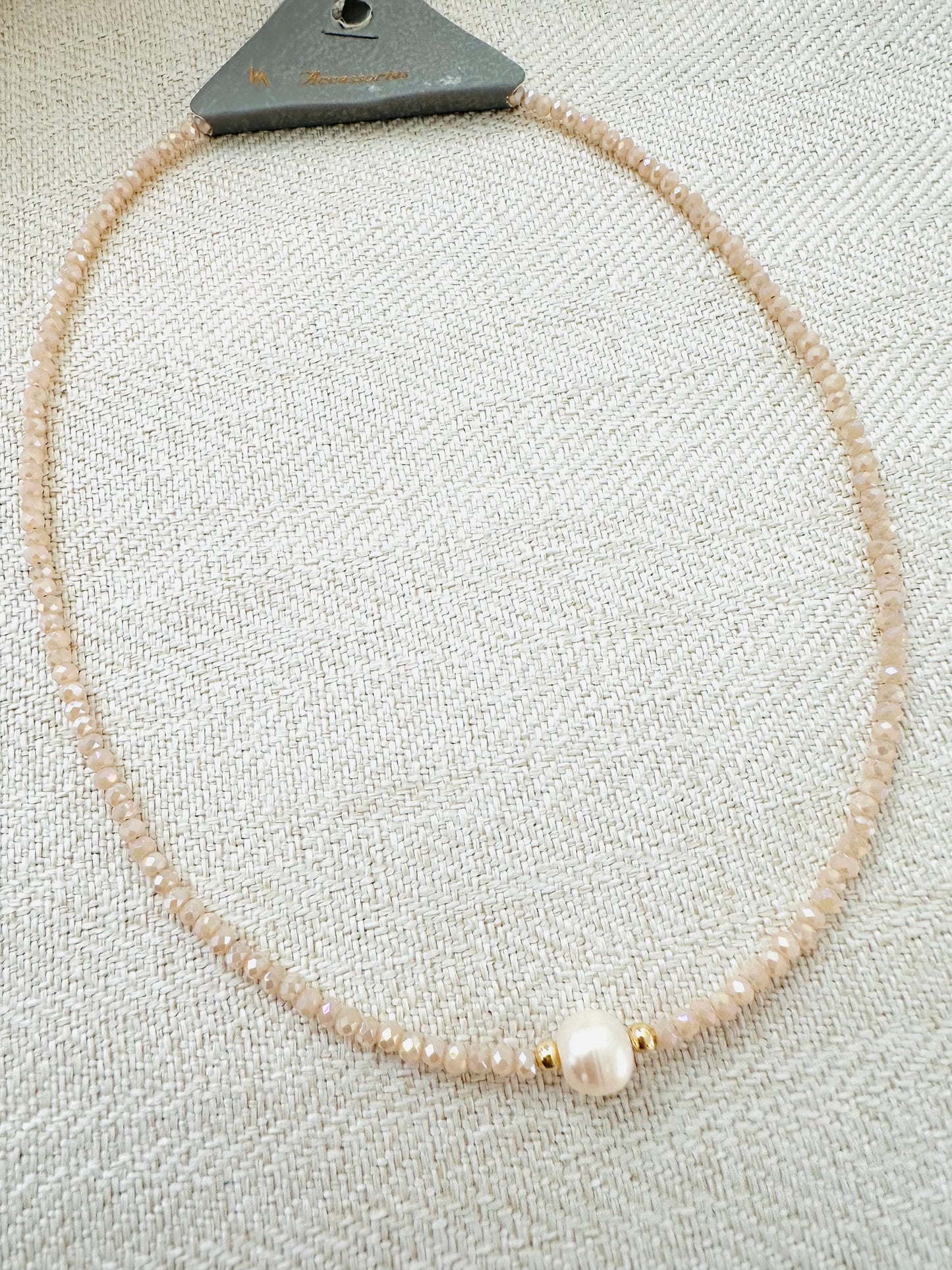 Ivory Pearl short Necklace
