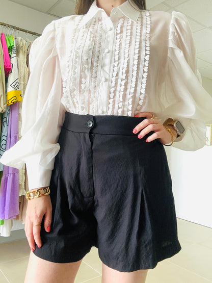 White button down Top / Puff Sleeve