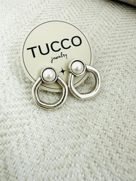 Silver Pearl Earrings- Tucco