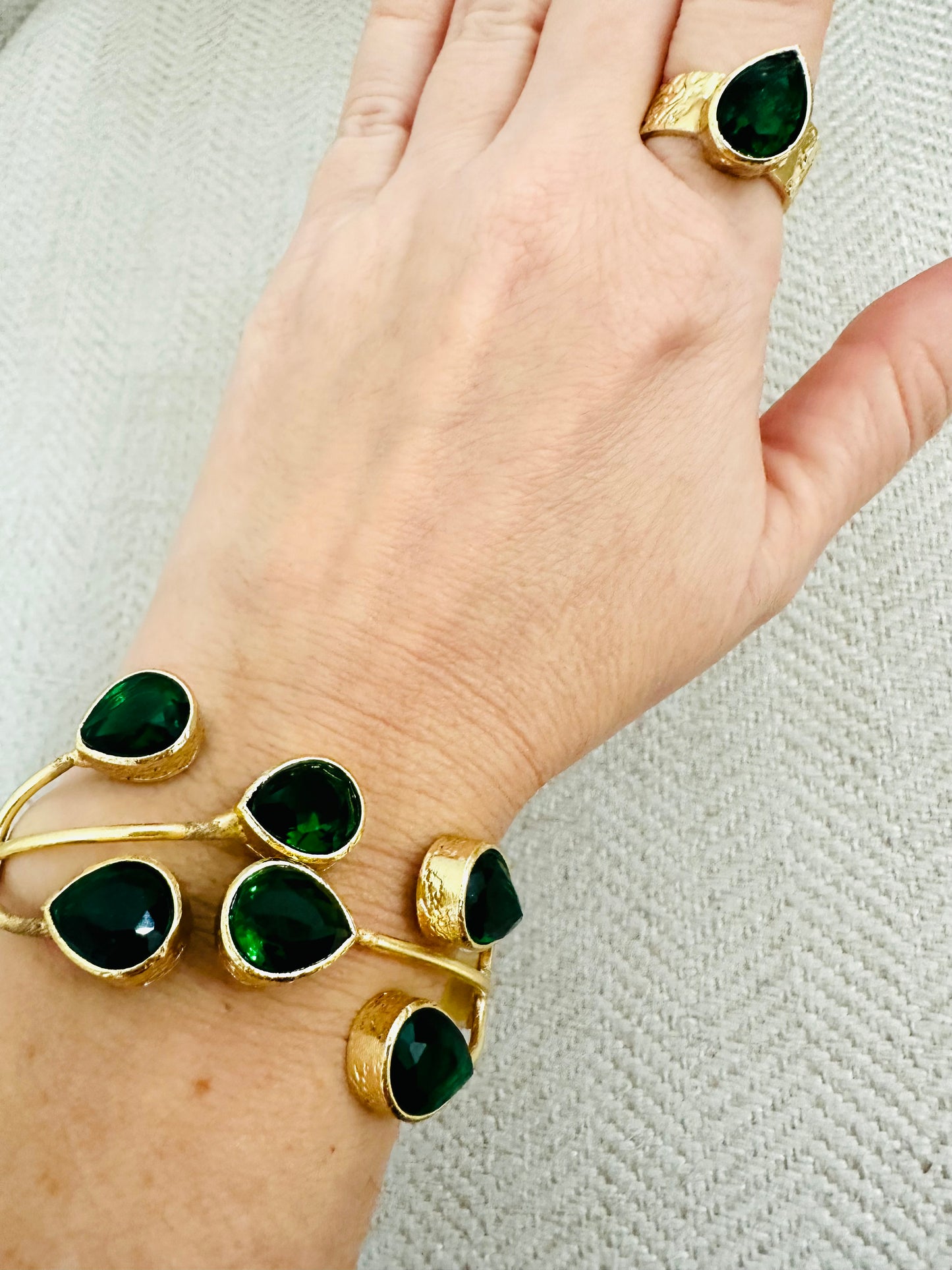 Green Stone Cuff +Earring Set