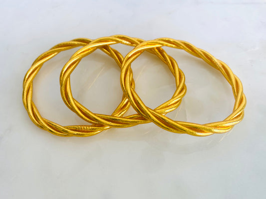 GOLD  TWISTED BANGLE