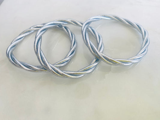 SILVER   TWISTED BANGLE